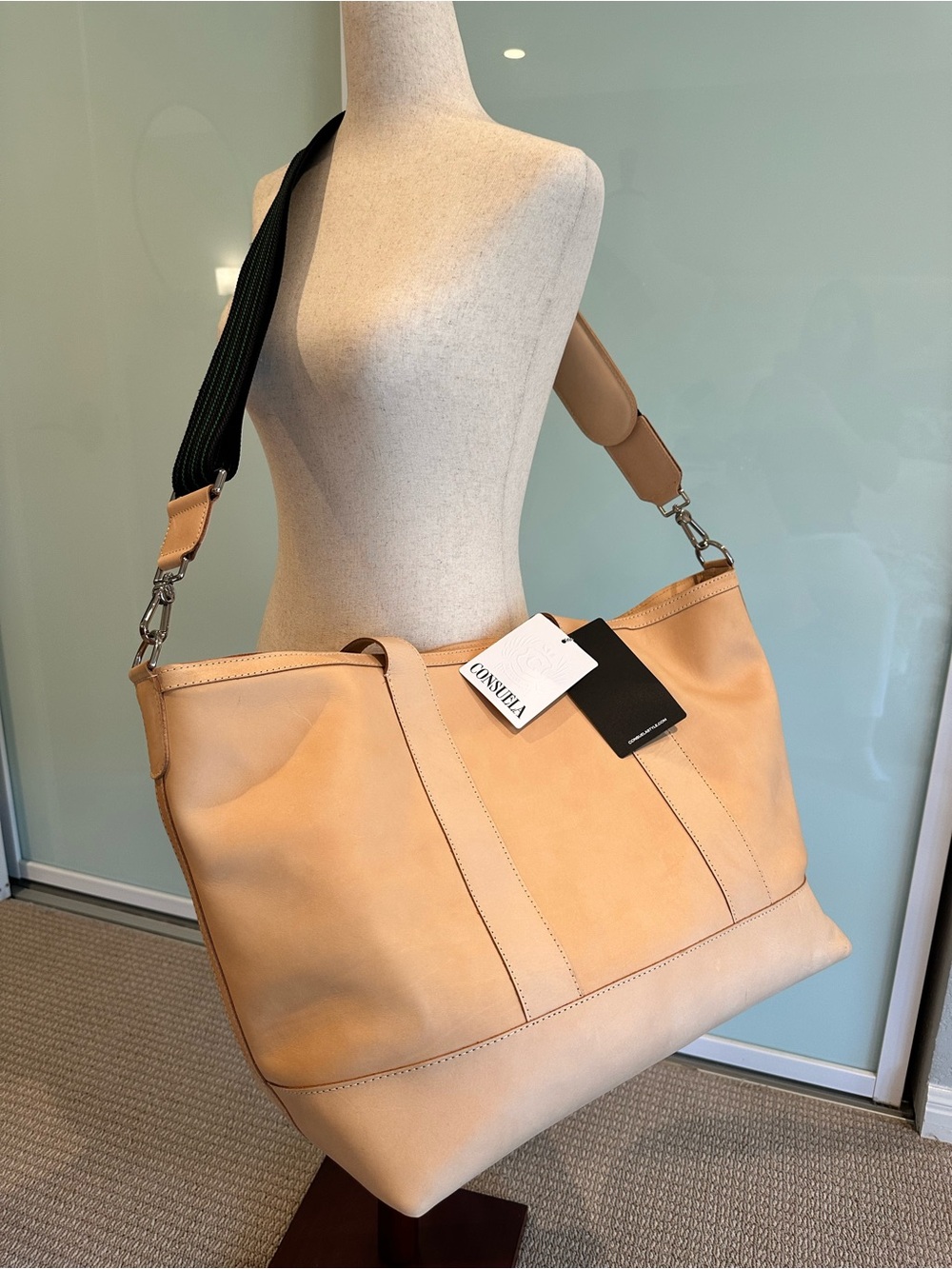 New w Tags Consuela Diego large Tote in Natural leather